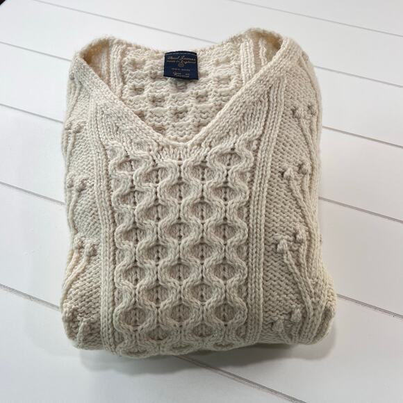 Paul James Wool Cable knit V-neck Sweater women’s size medium - Picture 7 of 7